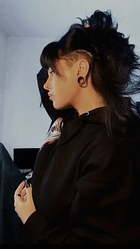 Shaggy mullet fringe shaved undersides Sides Of Head Shaved, Shag With Side Shave, Curly Hair Mullet Shaved Sides, Woman With Mullet, Shag Mullet With Shaved Sides, Goth Hair Shaved Sides, Goth Shaved Sides, Hair Shaved Sides Women, Partially Shaved Hair Women