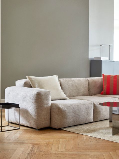 Modular Sofa Modern, Mags Soft Sofa, Hay Sofa Mags Soft, Modern Sofa Colors, Modular Couch Living Room, Minimal Sofa Design, Modular Sofa Living Room, Minimal Sofa, Hay Sofa