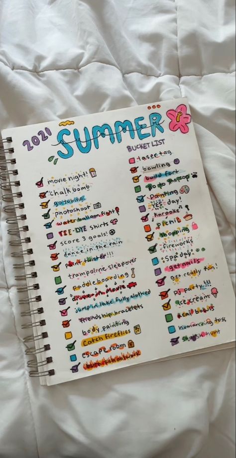 Preppy Bucket List Ideas, Summer Movie Night Ideas, Summer Wishlist Bucket Lists, Preppy Summer Bucket List, Summer Bucket List 2023 Ideas, Journal Ideas Preppy, Summer To Do, Things To Do This Summer, Things To Do For Summer