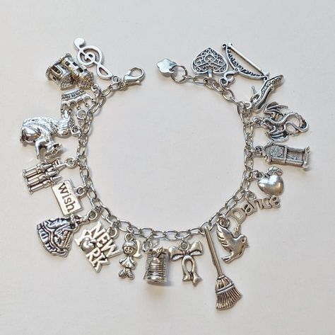 Silver Charm Bracelets, Cute Charm Bracelets, James Avery Charm Bracelet, Chunky Charm Bracelet, James Avery Charms, Handmade Charm Bracelets, Dope Jewelry Accessories, Charm Bracelet Silver, Pandora Jewelry Charms