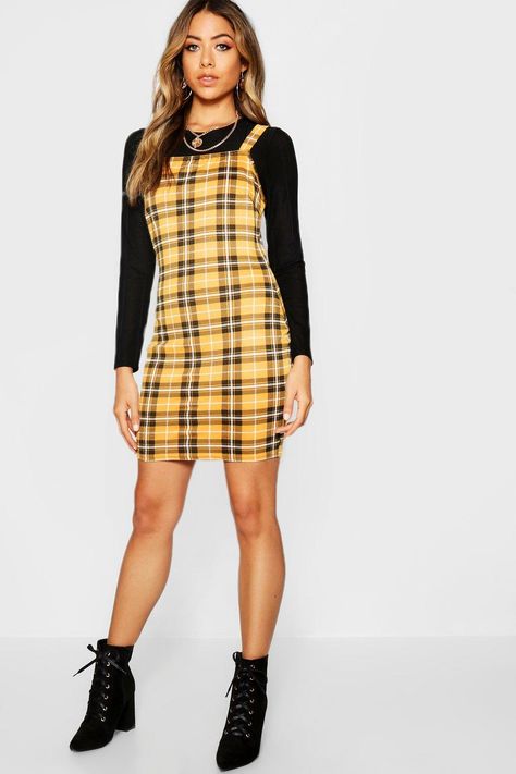 Checked Dress Outfit, Checkered Dress Outfit, Square Neck Bodycon Dress, Yellow Checkered, Classic White Dress, Jersey Dresses, 90s Fashion Outfits, Checkered Dress, Neck Bodycon Dress