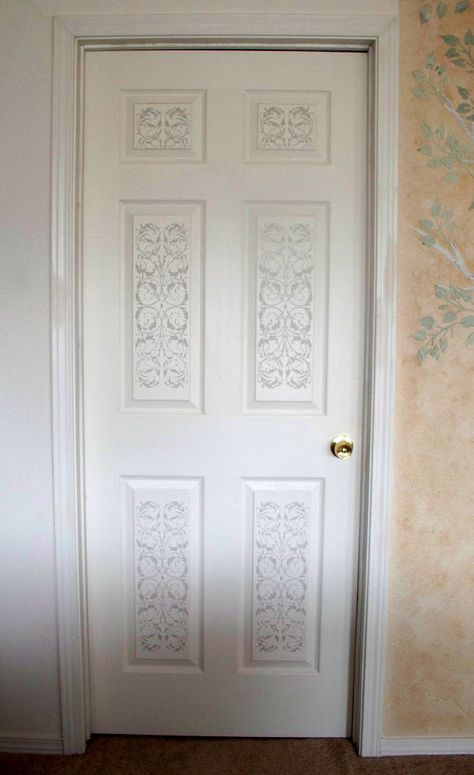 A New Decorating Surface is Born. Don t Ignore Your Doors. 6 Panel Door, Stenciled Doors, Wallpaper Door, Builder Grade, Porte Decorate, Bedroom Doors, Door Makeover, Diy Door, Painted Doors