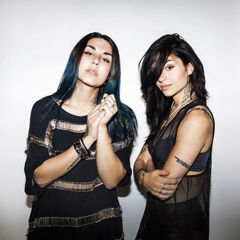 Krewella Krewella, Edm Dj, Electro House, Music Recommendations, Hippie Costume, Dj Music, I Love Music, Live Concert, Digital Music