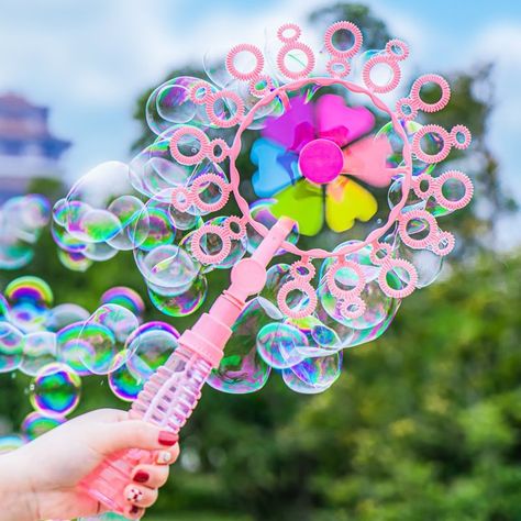 Pinwheel Bubble Machine Bubble Blowing, Visual Tracking, Bubble Wand, Bubble Maker, Windmill Design, Kids Pop, Pop Bubble, Bubble Machine, Bubble Wands