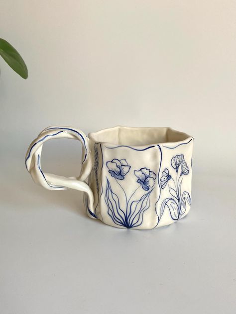 Handmade Unique Blue Floral Ceramic Mugs Hand Painted Rustic Ceramic Tea Cups Japanese Design Blue Paint Ceramic Coffee Mug - Etsy Israel Ceramic Mug Inspiration, Painting On Ceramic Mugs, Ceramic Mug Designs Painted, Ceramic Cups Handmade, Fun Ceramics, Flower Ceramic Mug, Painted Ceramic Mug, Ceramic Tea Cups, Hand Painted Mug