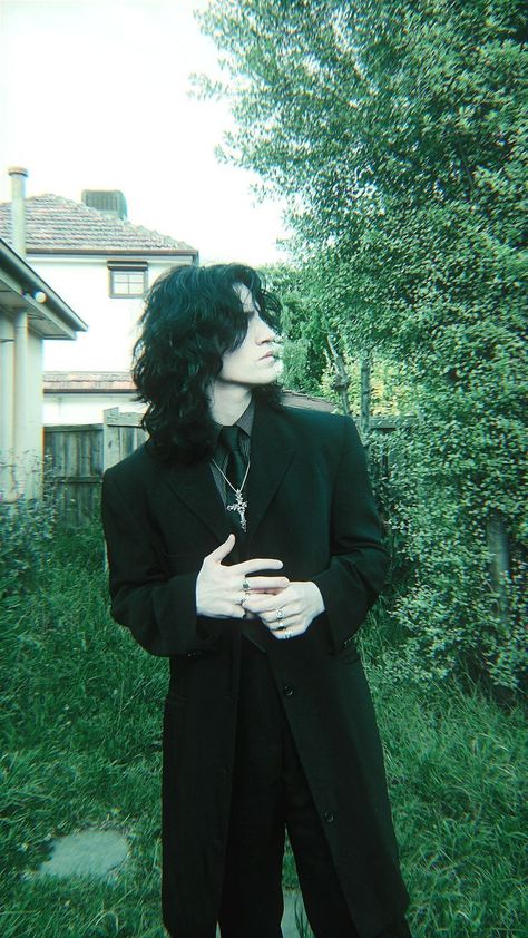 Goth Outfits Men, Goth Fashion Men, Romantic Goth Outfits, Goth Male, Goth Guy, Goth Prom, Goth Hippie, Goth Fits, Goth Outfit Ideas