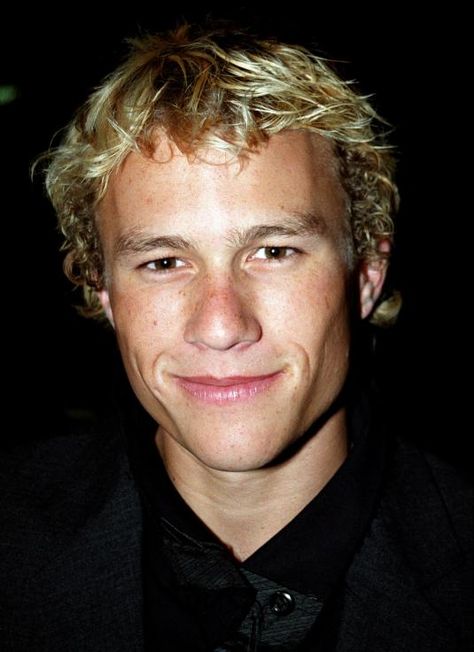 Heath Ledger - Heath Smile Appreciation Thread #4: Because his ... River Phoenix, Romantic Hairstyles, Oh God, Denise Richards, Heath Ledger, Matt Damon, Cameron Diaz, Kesha, Orlando Bloom