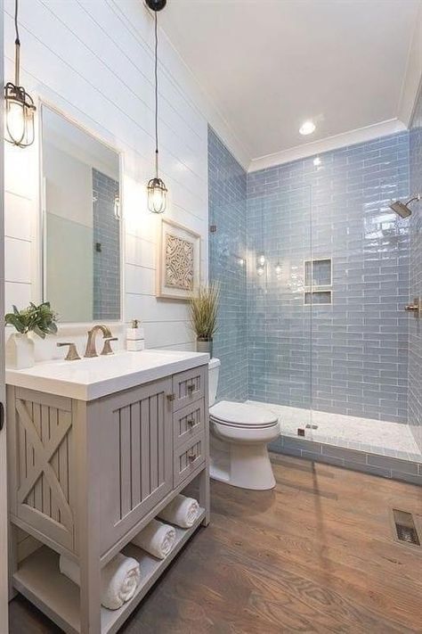 Bilik Air Kecil, Coastal Farmhouse Bathroom, Makeover Kamar Mandi, Beautiful Bathtubs, Ideas Baños, Interior Minimalista, Blue Tile, Bathroom Trends, Shower Remodel