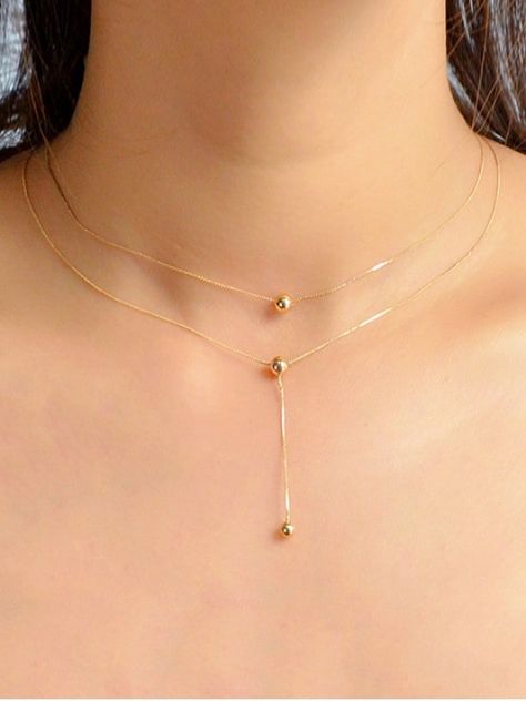 Trendy Chains For Women, قلادات متدلية, Woman Necklace, Chique Outfits, Chain For Women, Gold Jewelry Simple, Gold Fashion Necklace, Ball Necklace, Classy Jewelry