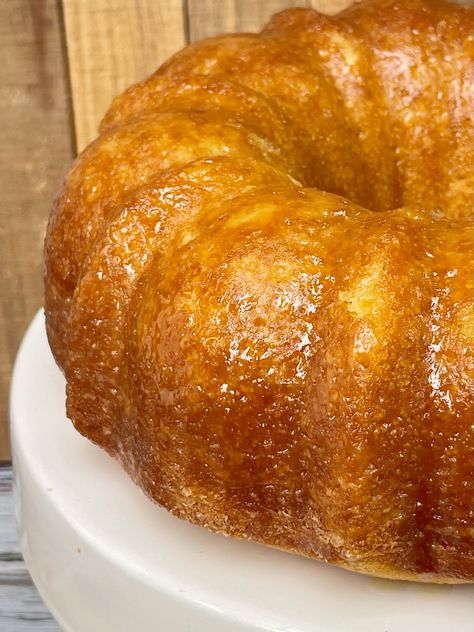 Bourbon Pecan Bundt Cake, Bourbon Butter Pound Cake, Kentucky Bourbon Cake Recipes, Kentucky Bourbon Butter Cake Recipe, Bourbon Bundt Cake Recipes, Bourbon Butter Cake Recipe, Kentucky Bourbon Butter Cake, Kentucky Bourbon Cake, Kentucky Foods