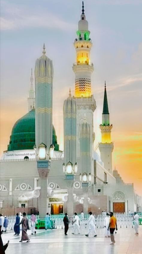 Makkah And Madina Wallpaper, Makka Madina Ka Photo, Madina Sharif Beautiful Pic, Mecca Images, Khana Kaba, Feel Good Pictures, Madina Sharif, Medina Mosque, Best Nature Images