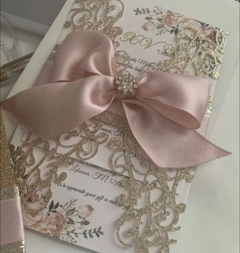 Light Pink Quinceanera Invitations, Pink Quince Court, Quince Cards, 15 Invitations Ideas, Pink Quinceanera Invitations, Flower Quince, Wedding Invitations Rose Gold, Quince Theme Ideas, Pink Quince Theme