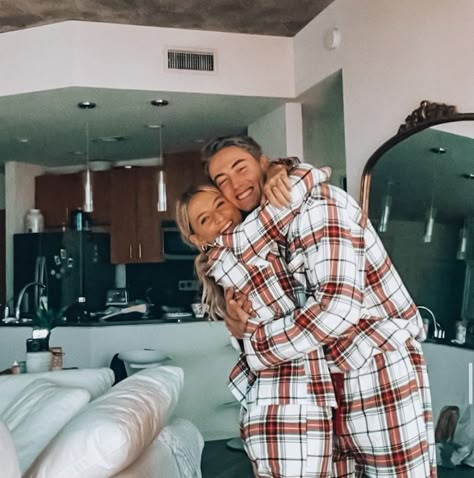 Cute Couple Christmas Pajamas Pictures, Teen Couple Christmas Pajamas, Vsco Christmas Couples, Bf And Gf Christmas Pjs, Christmas Pj Couple Pictures, Couple Picture In Front Of Christmas Tree, Bf And Gf Christmas Pictures, Bf And Gf Matching Christmas Pjs, Christmas Pictures With Boyfriend