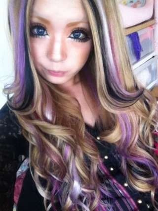 Purple Gyaru, Gyaru Hair, Y2k Hair, Dyed Hair Inspiration, Gyaru Fashion, Pretty Hair Color, Dye My Hair, Hair Inspo Color, Dream Hair