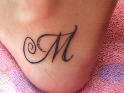 Cute! Thinking Tattoo, Tattoo Catalog, Nurse Tattoo, Nursing Humor, Airplane Tattoos, M Tattoos, Wing Tattoo Designs, Nursing Schools, Critical Care Nursing