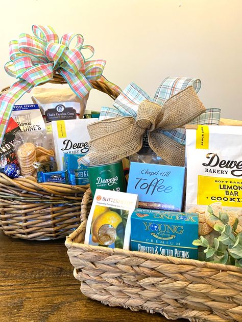 Southern gift baskets including delicious gourmet treats for you and your family to enjoy. Perfect gift options for welcoming a new neighbor or even a gift to get well soon. Gifts for any occasion. Welcome Home Basket, Thanksgiving Gift Basket, Creative Gift Baskets, Welcome Basket, Welcome Baskets, Southern Christmas, Food Gift Baskets, Gourmet Snacks, A Gift Basket