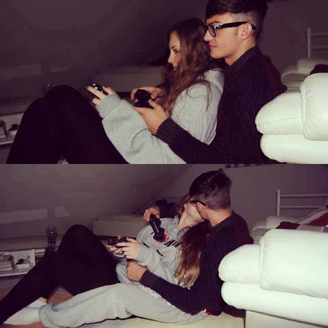 Awww playing video games together Gamer Couple, Tumblr Relationship, Relationship Gifs, Cute Couple Quotes, Couple Goals Teenagers, Boyfriend Goals, Relationship Goals Pictures, Playing Video Games, Cute Relationship Goals