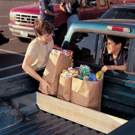 11 Pickup Truck Bed Hacks | The Family Handyman Truck Bed Drawers, Truck Bed Lights, Diy Truck Bedding, Truck Bed Organization, Best Pickup Truck, Pickup Truck Accessories, Truck Bed Storage, Pickup Camper, Truck Bed Camper