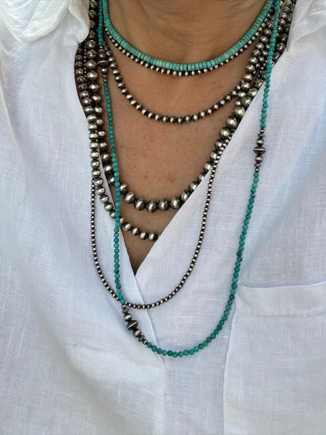 Sterling Silver Navajo Pearls, Layered Navajo Pearls, Native American Style Outfits, Elk Ivory Jewelry, Necklace Stacks, Southwestern Fashion, Elk Ivory, Ivory Jewelry, Boho Style Necklaces