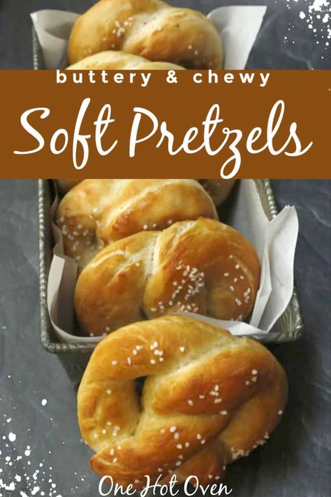 Bake your own homemade Soft & Buttery Pretzels that are golden brown and chewy. This pretzel recipe is easy to make and these pretzels make a perfect snack or are perfect for game day or party days. #HomemadePretzels #SoftPretzels #Pretzels #OneHotOven Small Batch Soft Pretzels, Bread Pretzels, Delight Recipes, Pretzel Recipes, Soft Pretzel Recipe, Homemade Buns, Desert Ideas, Homemade Pretzels, Homemade Soft Pretzels