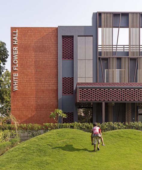 Gallery of The Mann School – White Flower Hall / Envisage - 13 Girls Hostel, Sustainable Schools, Fasad Design, Zoo Architecture, Galleries Architecture, School Building Design, College Architecture, Jaali Design, Facade Architecture Design