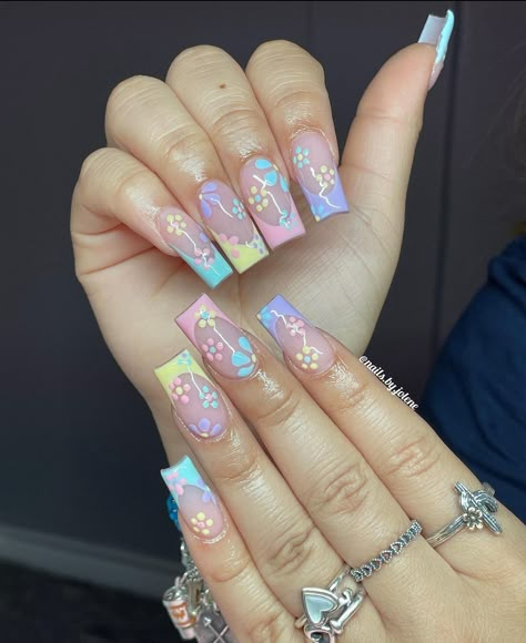 Baddie Easter Nails, Easter Acrylic Nails Designs, Easter Nail Ideas Acrylic, Poly Gel Nail Designs, Coffin Easter Nails, Easter Nails Coffin, Nail Art Designs White, Easy Easter Nail Designs, Easter Nails Simple