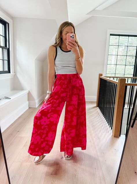 How To Wear Wide Leg Pants Wide Leg Elastic Waist Pants Outfit, Waist Pants Outfit, Elastic Waist Pants Outfit, Fall Workwear, How To Hem Pants, Nordstrom Anniversary Sale, Summer Pants, Chic Look, Elastic Waist Pants