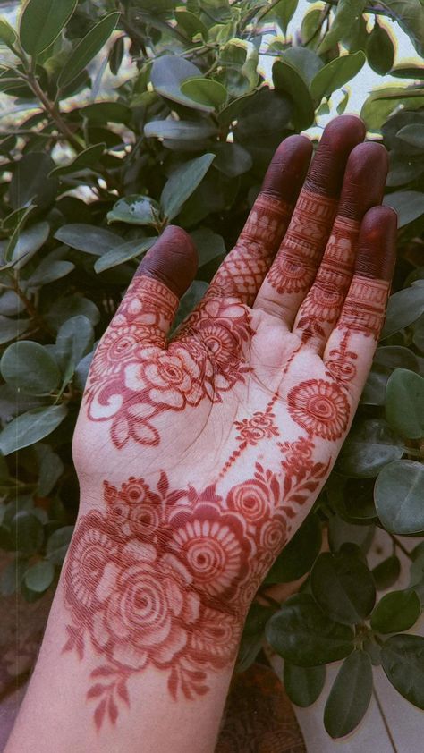 Mandi Design, Front Mehndi Design, Palm Mehndi Design, Organic Henna, मेहंदी डिजाइन, Mehndi Designs Bridal Hands, Rose Mehndi Designs, Beginner Henna Designs, Mehndi Designs For Kids