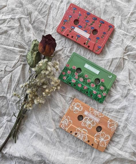 Cassette Paintings, Spotify Song Codes, Cassette Tape Art, Playing Cards Art, Bullet Journal Mood Tracker Ideas, Coaster Art, Tape Painting, Glass Bottle Diy, Glass Painting Designs