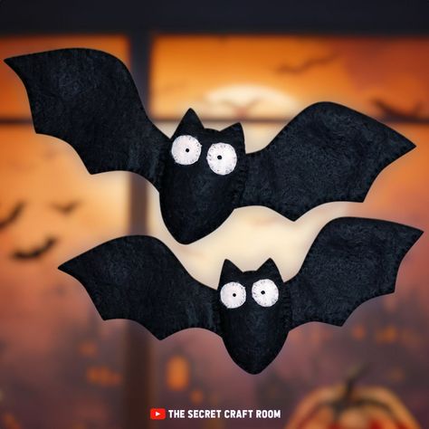 Felt Bats, Felt Bat, Halloween Felt Crafts, Bat Template, Bat Craft, Felt Ornaments Patterns, Halloween Paper Crafts, Halloween Crafts Decorations, Felt Halloween