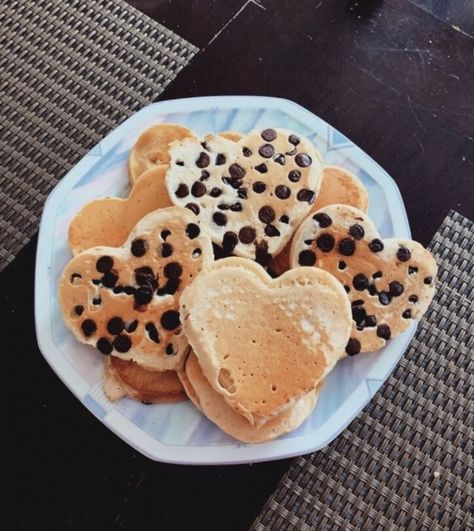 Chatsu Ramen, Breakfast Aesthetic Pancakes, Aesthetic Pancakes, Healthy Protein Breakfast, Healthy Make Ahead Breakfast, October Mood, Breakfast Hotel, Healthy Breakfast For Kids, Chef Kiss