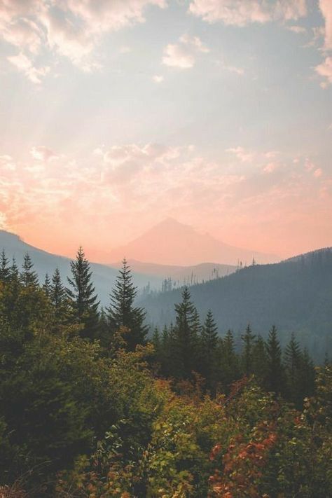 Earth Beautiful, Beauty Dish, Mountain Landscape Photography, Nature Camping, Siluete Umane, Photography Sunset, Landscape Photography Nature, Blue Ridge Mountains, Sunset Sky