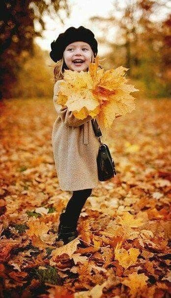 Autumn Smiles Fall Portraits, Children Photography Poses, Toddler Photography, Photographie Portrait Inspiration, Fall Family Photos, Fall Photoshoot, Shooting Photo, Fall Pictures, Fall Kids