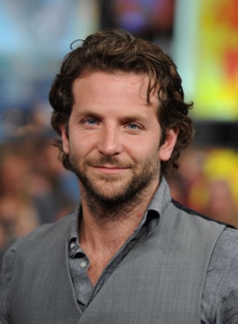 Bradley Cooper Bradley Cooper Hair, Cooper Hair, Brad Cooper, Comfort Person, Bradley Cooper, Famous Men, Percabeth, Cthulhu, Coop