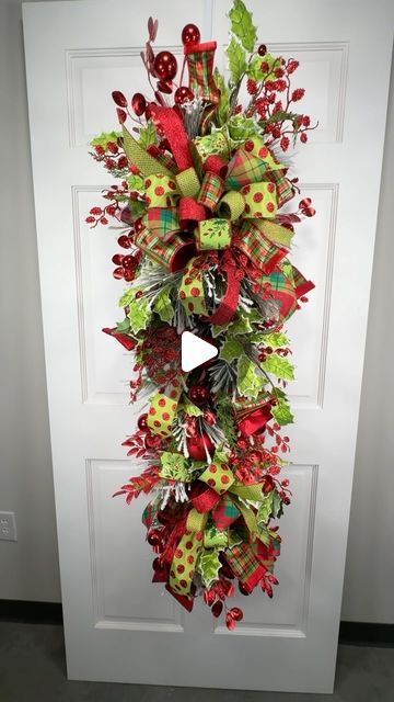 Grinch Door Garland Diy, How To Make A Swag Wreath Tutorials, How To Make Swag Wreath, Christmas Door Swags Diy Front Porches, Christmas Swag Wreath, Tear Drop Wreath Diy Christmas Swags, Diy Christmas Swags For Front Door, Door Swag Diy How To Make, Diy Christmas Swag How To Make