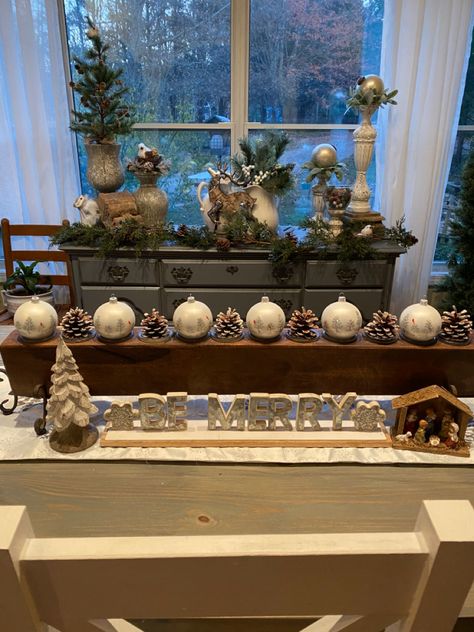 Vintage sugar mold Christmas centerpiece. Sugar Mold Christmas Decor, Christmas Sugar Mold, Sugar Mold Centerpieces, Sugar Molds Decor, Wooden Sugar Molds, Sugar Mold Candle Holder, Hangar Home, Sugar Mold, Christmas Centerpiece