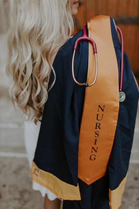 Nursing Graduation Pictures Stethoscope, Nurse Grad Aesthetic, Nurse Graduation Pictures Beach, Nursing Graduation Pictures Cap And Gown, Nursing School Graduation Aesthetic, Graduating Nursing School Aesthetic, Nursing Pictures Aesthetic, Health Care Graduation Pictures, Graduating From Nursing School