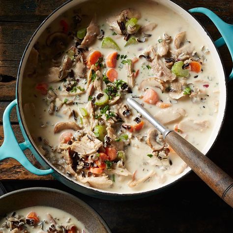 Cream of Turkey & Wild Rice Soup Turkey Wild Rice Soup, Wild Rice Soup Recipes, Chicken Honey, Chicken Mushrooms, Rice Soup Recipes, Soup Ingredients, Menu Simple, Rice Chicken, Turkey Soup