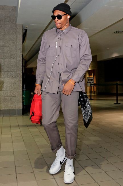 82 Flavors of Russell Westbrook - Every outfit the Oklahoma City Thunder star wore in 2017-18 Russell Westbrook Outfits, 50s Style Men, Westbrook Outfits, Russell Westbrook Fashion, Westbrook Fashion, Nike Cortez Outfit, Nba Drip, Pre Game, Nba Outfit