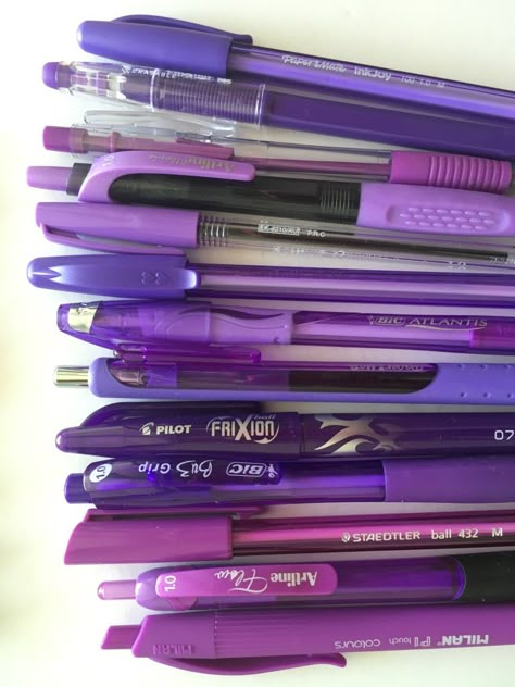 best pens for writing in planners inkjoy papermate gel cheap no bleed smudge see through erin condren fine tip medium plum paper review http://www.allaboutthehouseprintablesblog.com/ultimate-list-of-the-best-planner-pen-brands-and-how-to-choose-colors-for-color-coding/ Purple Planner Aesthetic, Purple Pen, Best Planner, Pen Brands, Purple Things, Kawaii School Supplies, Purple Vibe, Study Stationery, Lavender Aesthetic