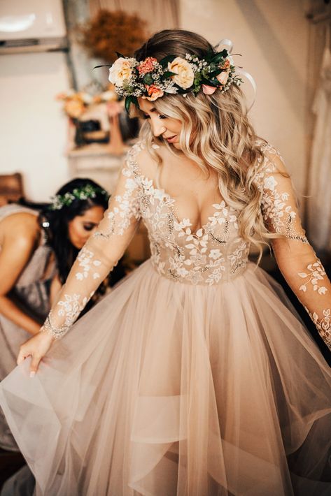 Cream Fall Wedding Dress, Romantic Blush Wedding Dress, Blush Vintage Wedding Dress, Blush Pink Lace Wedding Dress, Rose Gold Boho Wedding Dress, Rose Gold Wedding Dress The Bride Blush Pink Vintage Inspired, Boho Blush Wedding Dress, Pink Wedding Dresses With Sleeves, Boho Wedding Dress Color