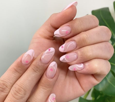 Round Nail Designs, Paznokcie Hello Kitty, Almond Gel Nails, Kutek Disney, Nail Designs Ideas, Girly Acrylic, Manikur Kuku, Nails Trend, Nail Looks