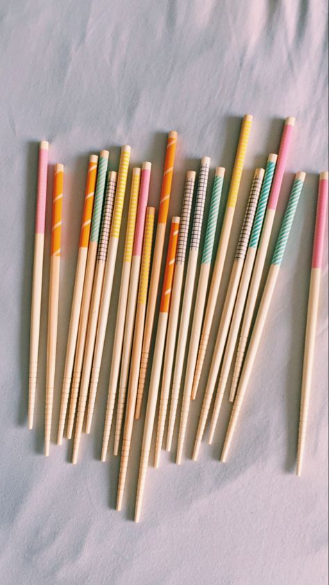 Chopstick Aesthetic, Chopsticks Aesthetic, Diy Paintings, Japan Photography, Cute Themes, Chopsticks, Kitchen Utensils, Christmas List, Bedroom Design