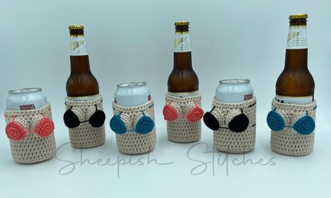 Beer Can Cozy Crochet Free Pattern, Can Koozie Crochet Pattern, Beer Coozie Crochet, Crochet Beer Cozy Free Pattern, Crochet Can Koozie, Crochet Can Koozie Pattern Free, Household Crochet Patterns Free, Can Cozy Crochet Pattern Free, Crochet Koozie Pattern Free