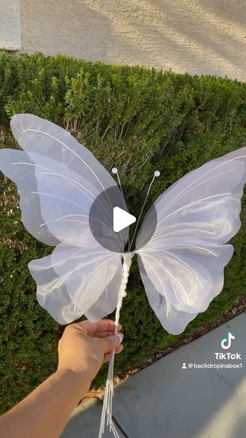 Flower And Butterfly Backdrop, Butterfly Making Ideas, How To Make A Paper Butterfly, Fabric Decoration Ideas, How To Make Butterfly With Paper, Butterfly Making With Paper, Holiday Poster Ideas, Flower Making Fabric, Butterfly Diy Crafts