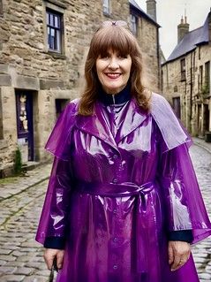 Purple Rain Coat, Stylish Raincoats, Raincoat Fashion, Rain Fashion, Pink Raincoat, Girls Raincoat, Rainwear Girl, Rubber Raincoats, Vinyl Fashion