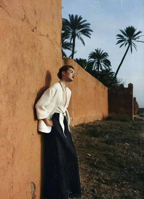 Shoot in Morocco  #fashionphotographer #fashionphotography #trendy #womensfashion #fashiondesigner #couture #trends #fashionindustry #mua #makeupforever Morocco Fashion, Mode Editorials, Moroccan Fashion, Photographie Inspo, Arab Fashion, Fashion Photography Editorial, Foto Pose, Fashion Photoshoot, Fashion Shoot