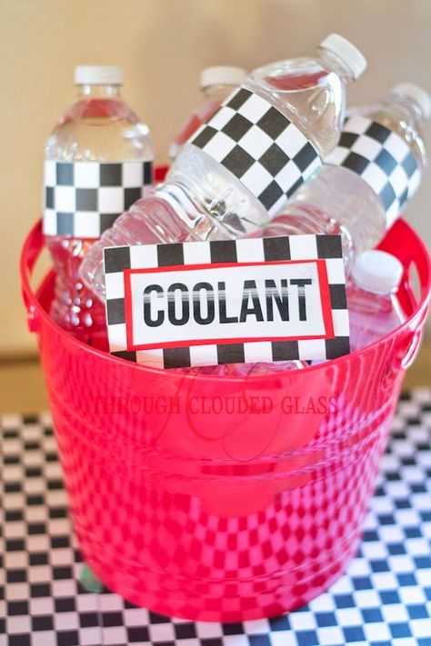 Race Car Birthday Party Ideas | Through Clouded Glass Compleanno A Tema Hot Wheels, Festa Monster Truck, Auto Party, Gallery Party, Classic Cars Birthday Party, Blaze Birthday, Hotwheels Birthday Party, 2nd Birthday Party For Boys, Festa Hot Wheels