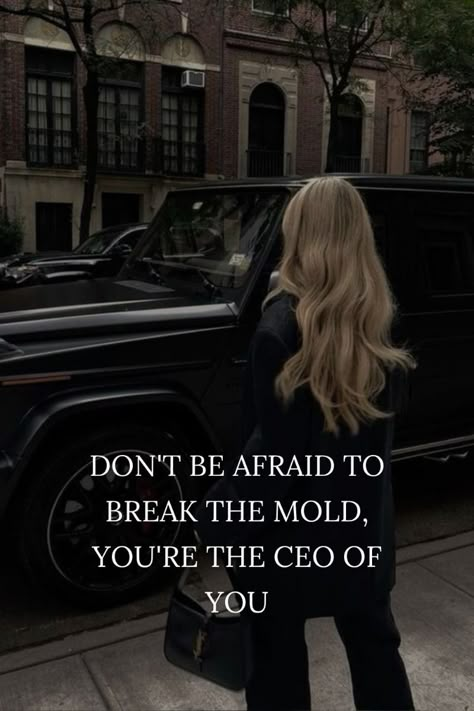 money affirmations dark aesthetic Strong Lady Quotes, Manifesting Photos, Strong Business Women, Strong Woman Aesthetic, Level Quotes, Successful Woman Aesthetic, Strong Independent Woman, Law School Inspiration, Business Woman Quotes