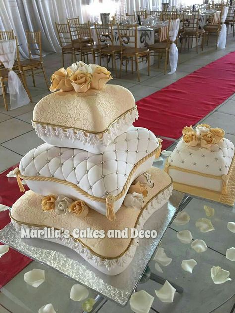 Wedding Cake Pillows, Mehendi Cake, Pillow Wedding Cakes, Royalty Wedding Theme, Ruby Cake, Pillow Cake, Pillow Cakes, Fancy Wedding Cakes, Extravagant Wedding Cakes